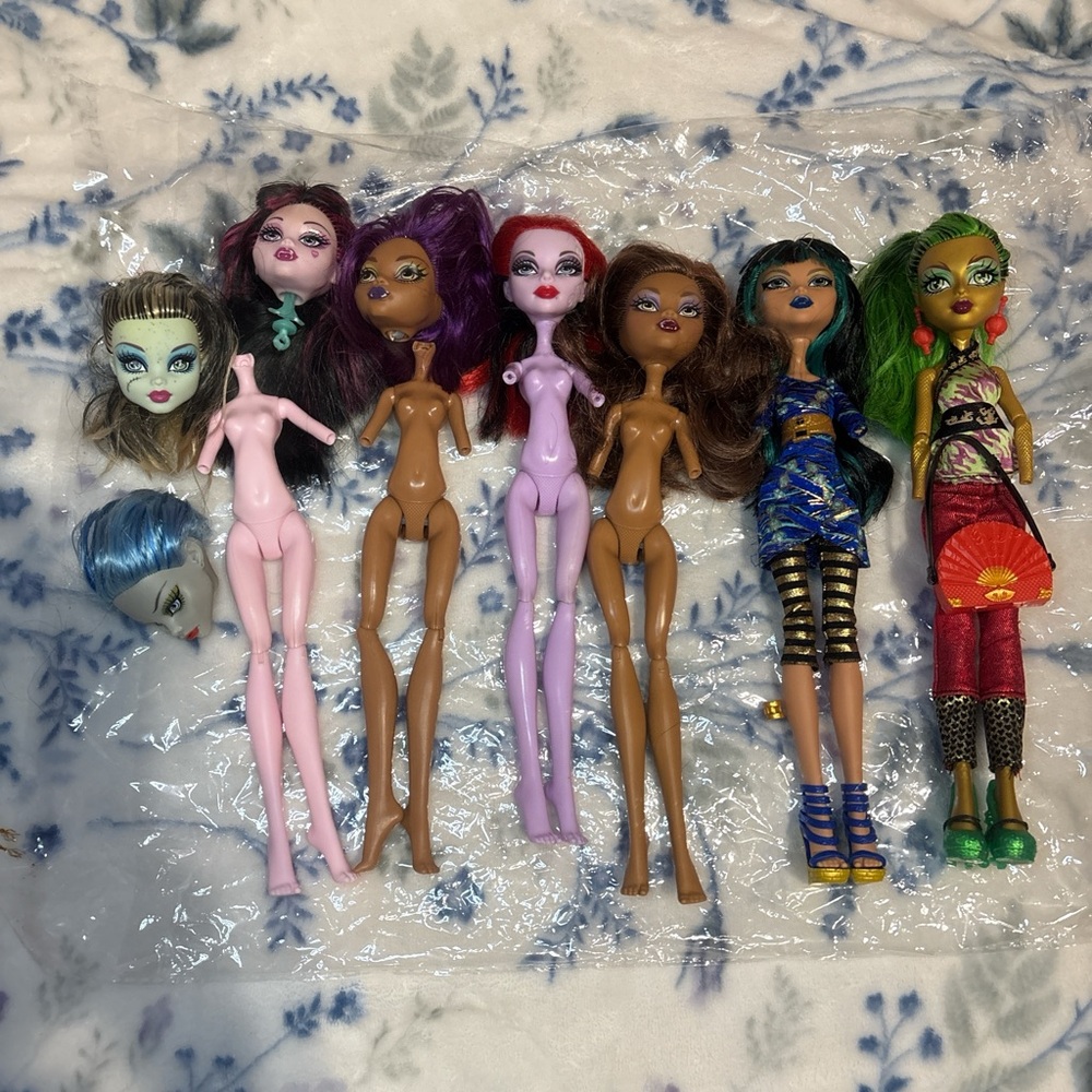 Monster High TLC 8 DOLL LOT